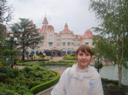 Julia Lisina - The best sitter for your family member