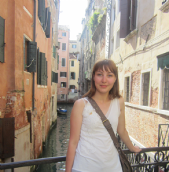 Julia Lisina - The best sitter for your family member